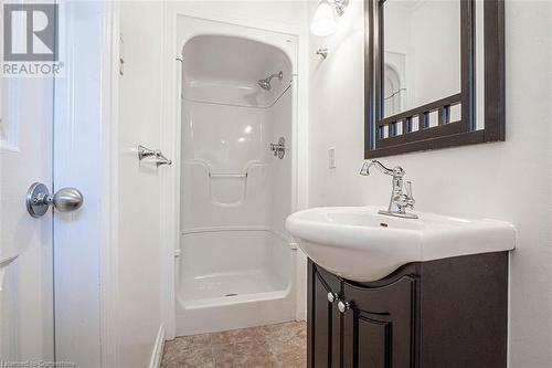 1232 Oxlow Drive, Oakville, ON - Indoor Photo Showing Bathroom