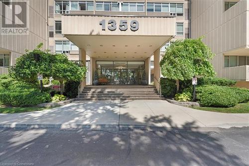 1359 White Oaks Boulevard Unit# 1604, Oakville, ON - Outdoor