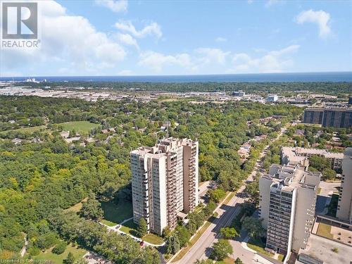 1359 White Oaks Boulevard Unit# 1604, Oakville, ON - Outdoor With View