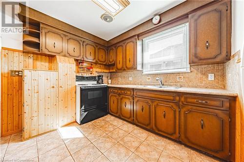 114 Glencarry Avenue S, Hamilton, ON - Indoor Photo Showing Kitchen