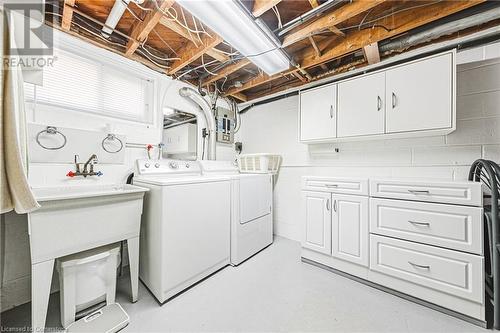 114 Glencarry Avenue S, Hamilton, ON - Indoor Photo Showing Laundry Room