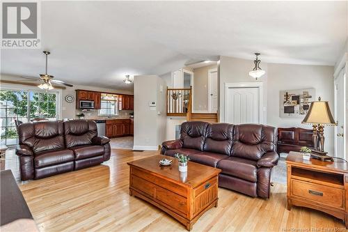 939 Muirfield Drive, Moncton, NB - Indoor Photo Showing Living Room