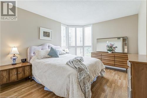 5080 Pinedale Avenue Unit# 809, Burlington, ON - Indoor Photo Showing Bedroom