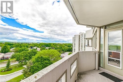 5080 Pinedale Avenue Unit# 809, Burlington, ON - Outdoor With Balcony With Exterior