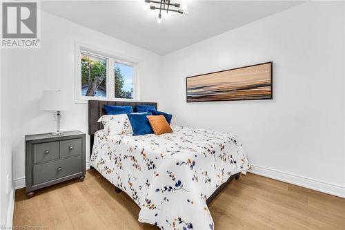 64 Viceroy Court, Hamilton, ON - Indoor Photo Showing Bedroom