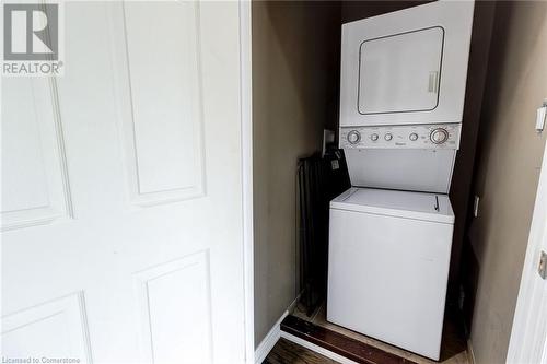 15 Argyle Street S, Caledonia, ON - Indoor Photo Showing Laundry Room