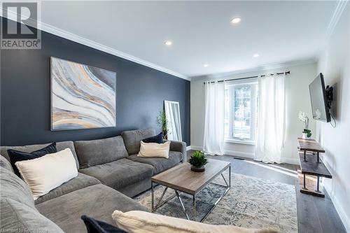 2214 Melissa Crescent, Burlington, ON - Indoor Photo Showing Living Room