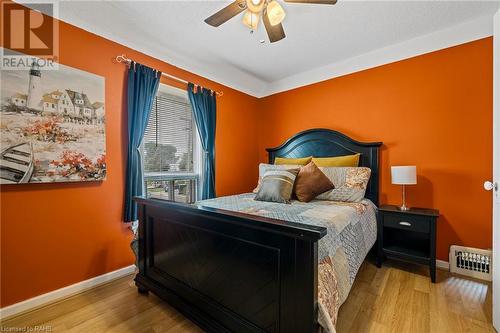 89 Belview Avenue, Hamilton, ON - Indoor Photo Showing Bedroom