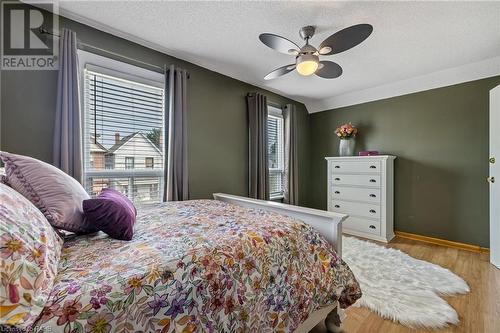 89 Belview Avenue, Hamilton, ON - Indoor Photo Showing Bedroom