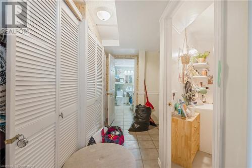 139 Whitney Avenue, Hamilton, ON - Indoor Photo Showing Bathroom