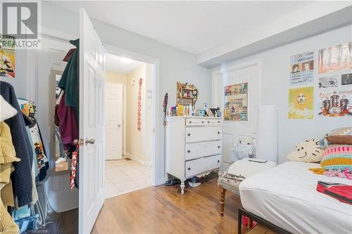 139 Whitney Avenue, Hamilton, ON - Indoor Photo Showing Bedroom