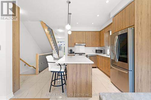 21 Overlea Drive, Brampton (Sandringham-Wellington), ON - Indoor Photo Showing Kitchen