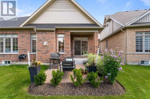 21 Overlea Drive, Brampton (Sandringham-Wellington), ON - Outdoor