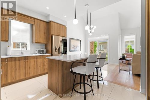 21 Overlea Drive, Brampton, ON - Indoor Photo Showing Kitchen