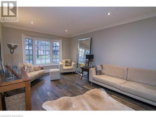 Living Room. - 443 Cottingham Crescent, Hamilton, ON - Indoor Photo Showing Living Room