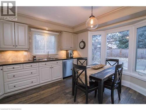 Kitchen. - 443 Cottingham Crescent, Hamilton, ON - Indoor