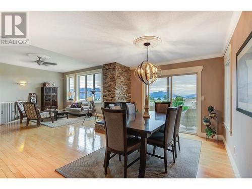 313 Tanager Drive, Kelowna, BC - Indoor Photo Showing Dining Room