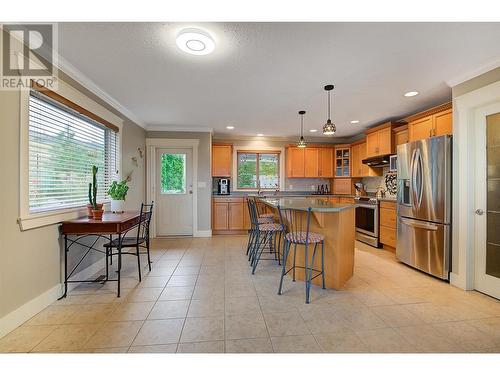 313 Tanager Drive, Kelowna, BC - Indoor