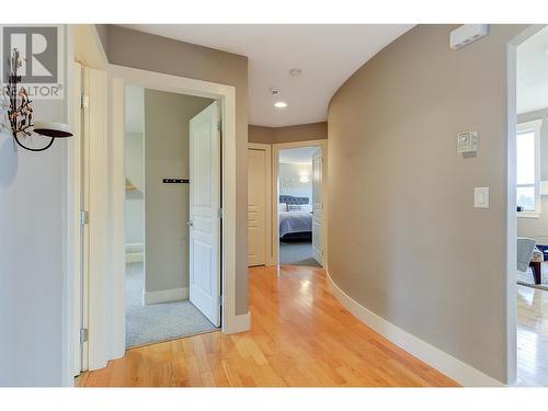 313 Tanager Drive, Kelowna, BC - Indoor Photo Showing Other Room