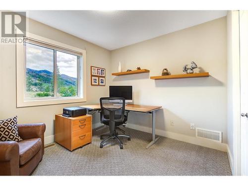 313 Tanager Drive, Kelowna, BC - Indoor Photo Showing Office