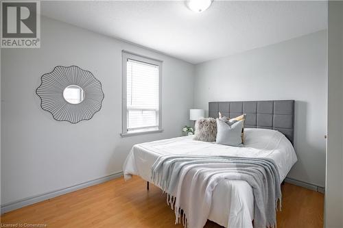 248 Fruitland Road, Stoney Creek, ON - Indoor Photo Showing Bedroom