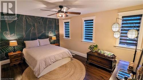 428 King William Street, Hamilton, ON - Indoor Photo Showing Bedroom