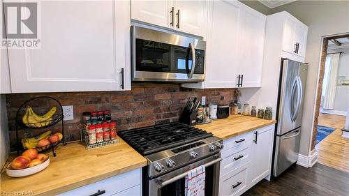 428 King William Street, Hamilton, ON - Indoor Photo Showing Kitchen With Stainless Steel Kitchen