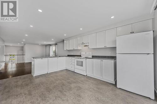 22 Weymouth Road, Barrie (Georgian Drive), ON - Indoor Photo Showing Kitchen