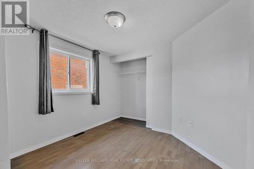 22 Weymouth Road, Barrie, ON - Indoor Photo Showing Other Room