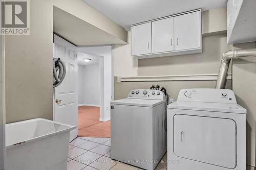 22 Weymouth Road, Barrie, ON - Indoor Photo Showing Laundry Room