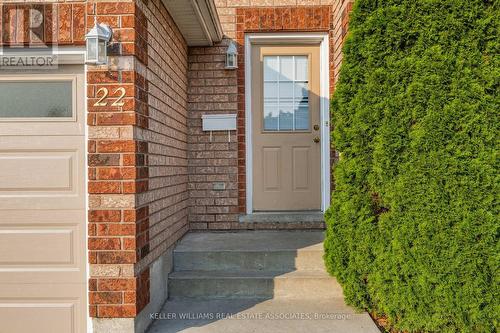 22 Weymouth Road, Barrie, ON - Outdoor