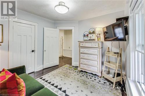 431 Hughson Street N, Hamilton, ON - Indoor Photo Showing Bedroom