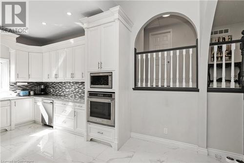 97 Old Chicopee Drive, Kitchener, ON - Indoor Photo Showing Kitchen