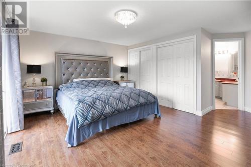 97 Old Chicopee Drive, Kitchener, ON - Indoor Photo Showing Bedroom