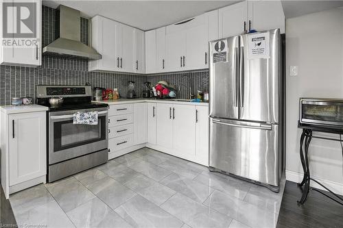 97 Old Chicopee Drive, Kitchener, ON - Indoor Photo Showing Kitchen With Stainless Steel Kitchen