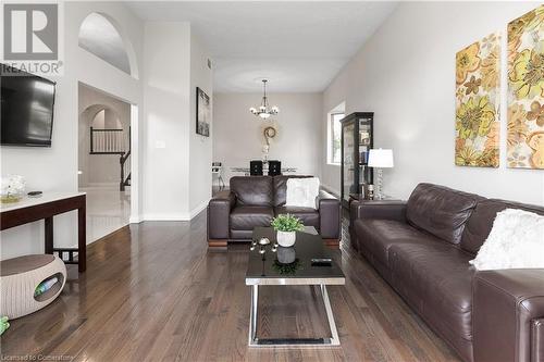 97 Old Chicopee Drive, Kitchener, ON - Indoor Photo Showing Living Room