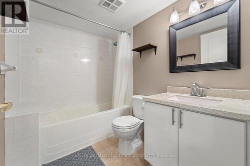 401 - 4879 Kimbermount Avenue, Mississauga (Central Erin Mills), ON - Indoor Photo Showing Bathroom