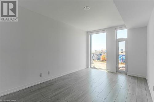 7 Buttermill Avenue Unit# Th23, Vaughan, ON - Indoor Photo Showing Other Room