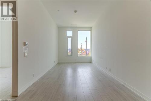 7 Buttermill Avenue Unit# Th23, Vaughan, ON - Indoor Photo Showing Other Room