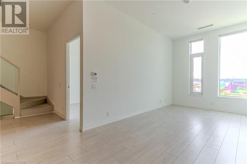 7 Buttermill Avenue Unit# Th23, Vaughan, ON - Indoor Photo Showing Other Room