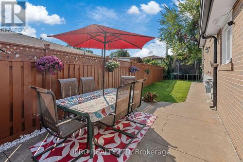 58 Doncaster Drive, Brampton (Southgate), ON - Outdoor