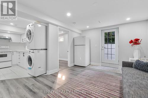 58 Doncaster Drive, Brampton (Southgate), ON - Indoor Photo Showing Laundry Room