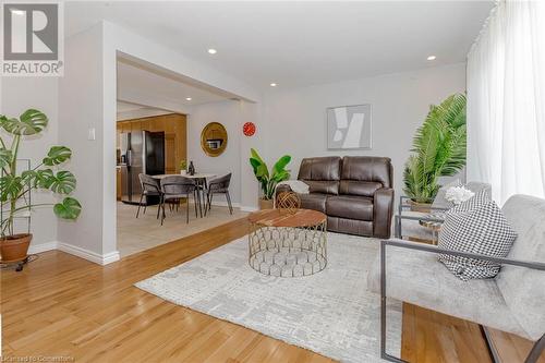 120 Quigley Road, Hamilton, ON - Indoor Photo Showing Living Room