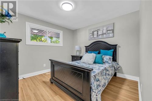 32 Miami Drive, Hamilton, ON - Indoor Photo Showing Bedroom