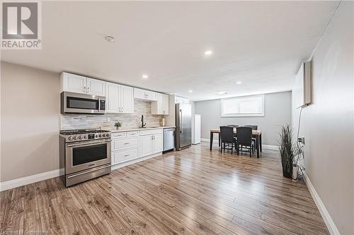 85 Bow Valley Drive, Hamilton, ON - Indoor Photo Showing Kitchen