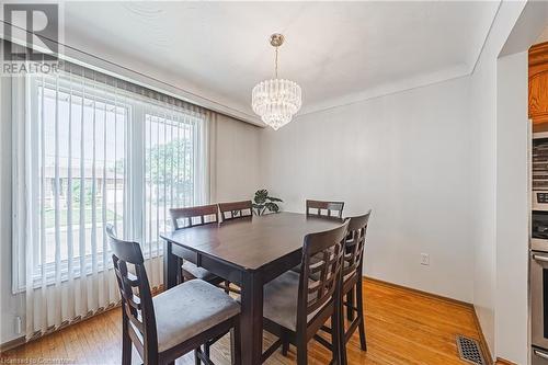 85 Bow Valley Drive, Hamilton, ON - Indoor Photo Showing Dining Room