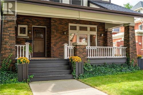 7 Chestnut Avenue, Brantford, ON - Outdoor With Deck Patio Veranda