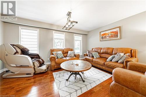 6 Iris Court, Carlisle, ON - Indoor Photo Showing Living Room