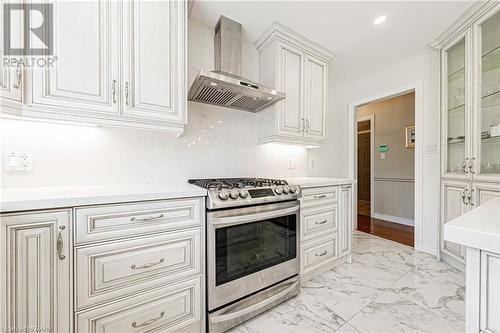 6 Iris Court, Carlisle, ON - Indoor Photo Showing Kitchen