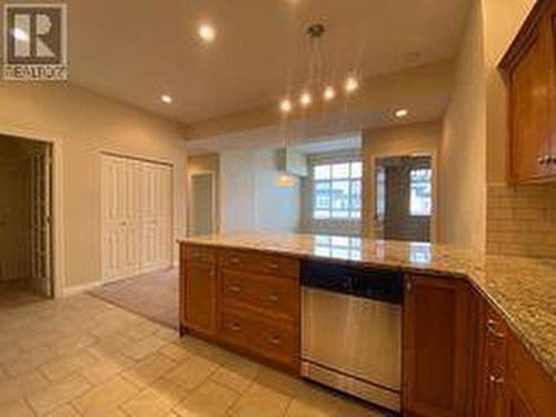 3843 Brown Road Unit# 2409, West Kelowna, BC - Indoor Photo Showing Kitchen